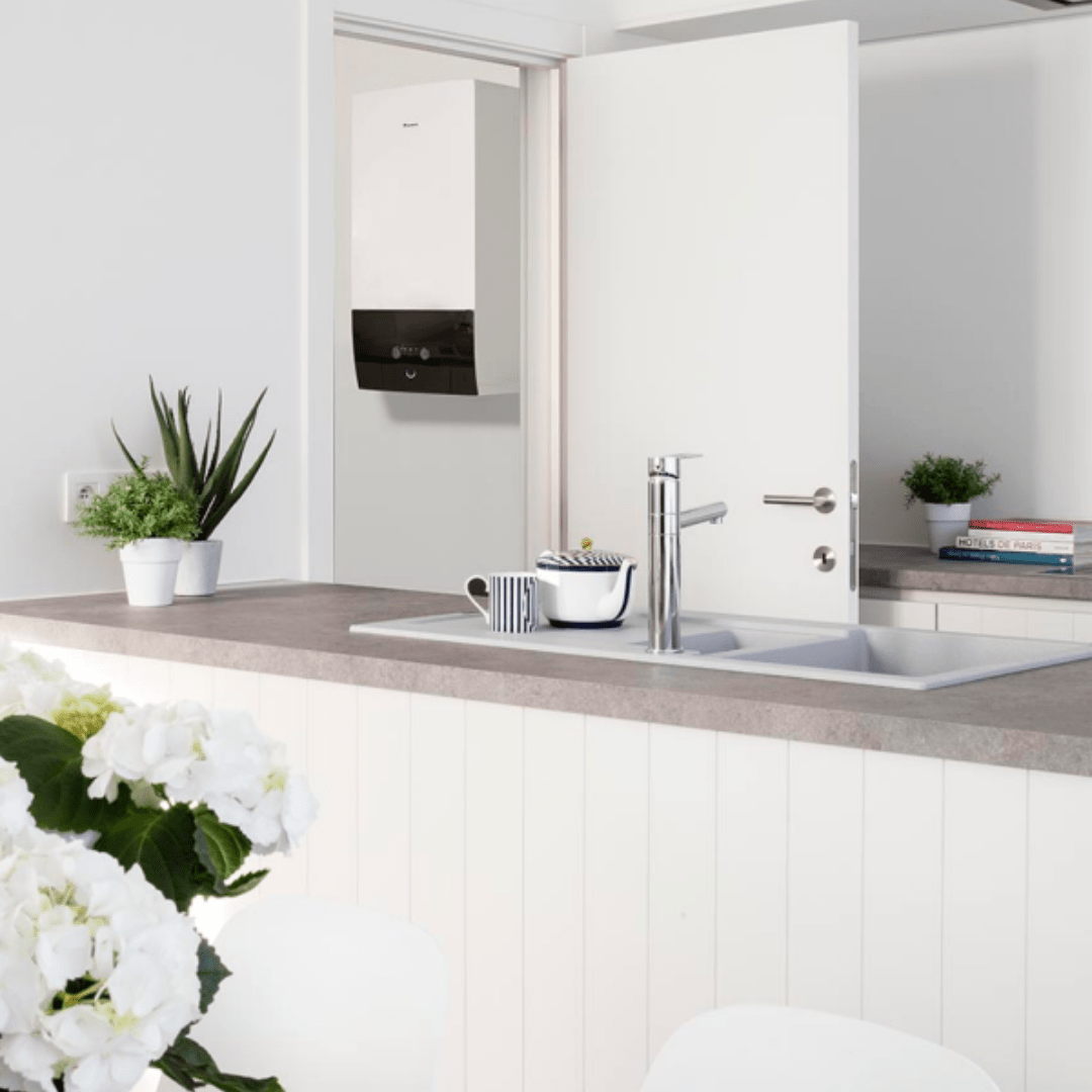 Daikin Altherma 3 H HT W – Taille 18 Monophasé - Version murale chauffage seul - EPRA18DV37 + ETBH16E6V7