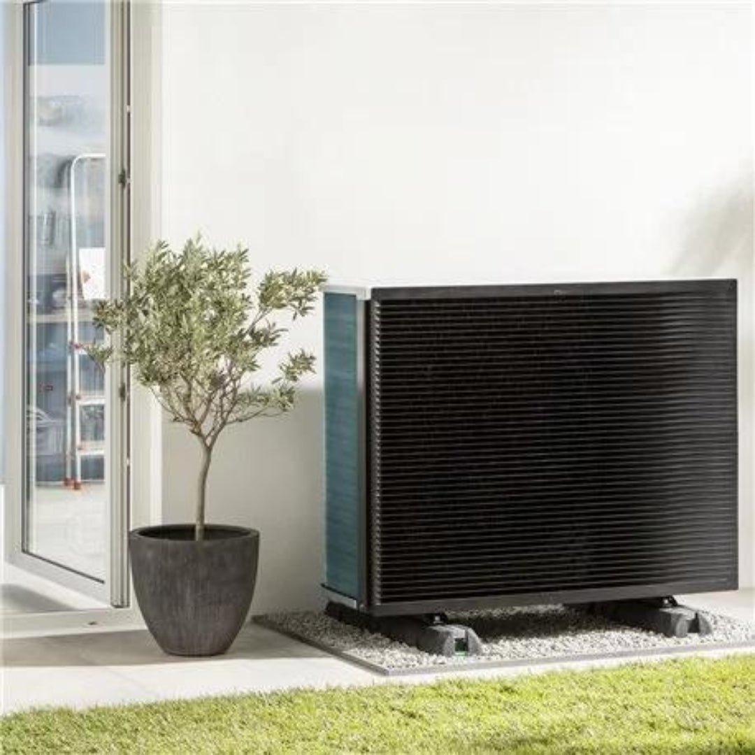 Daikin Altherma 3 H MT W - Taille 12 - Triphasé - Triphasé #EPRA12EW1 + ETBH12E9W